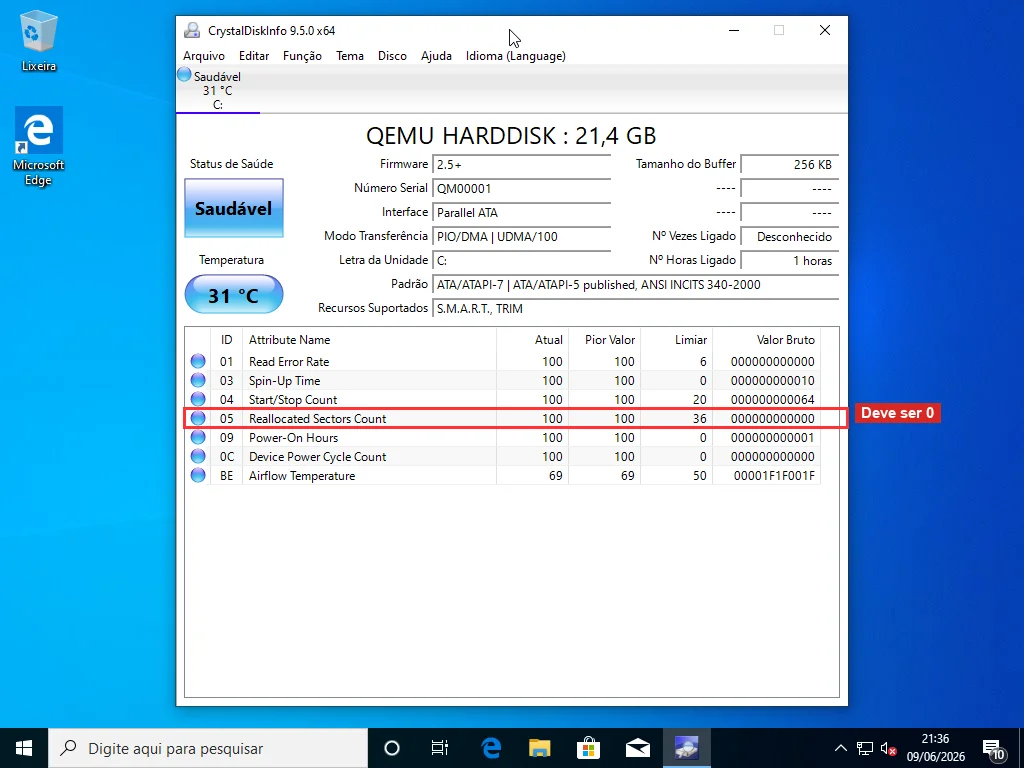 Janela de dados SMART do CrystalDiskInfo mostrando status de saúde do disco, temperatura e tabela de atributos incluindo Reallocated Sectors Count no ID 05